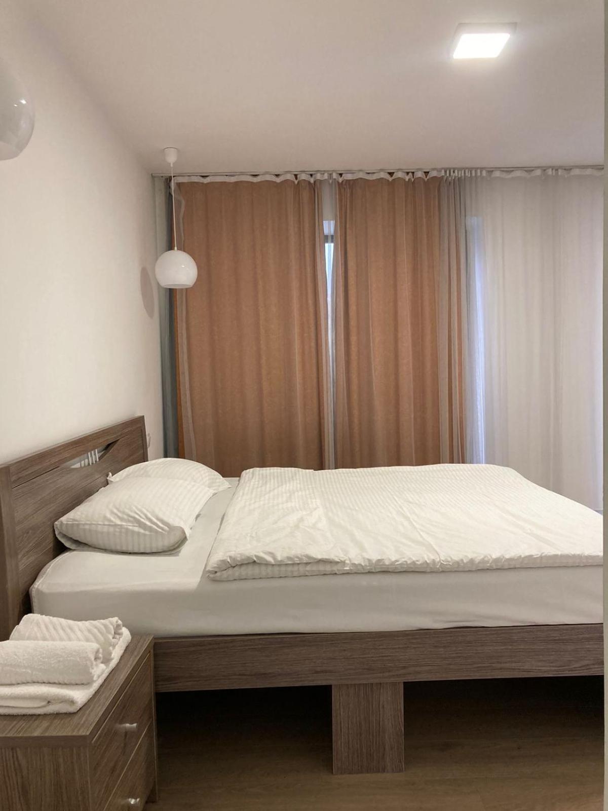 Tourist Hotel Sjymkent Exteriör bild